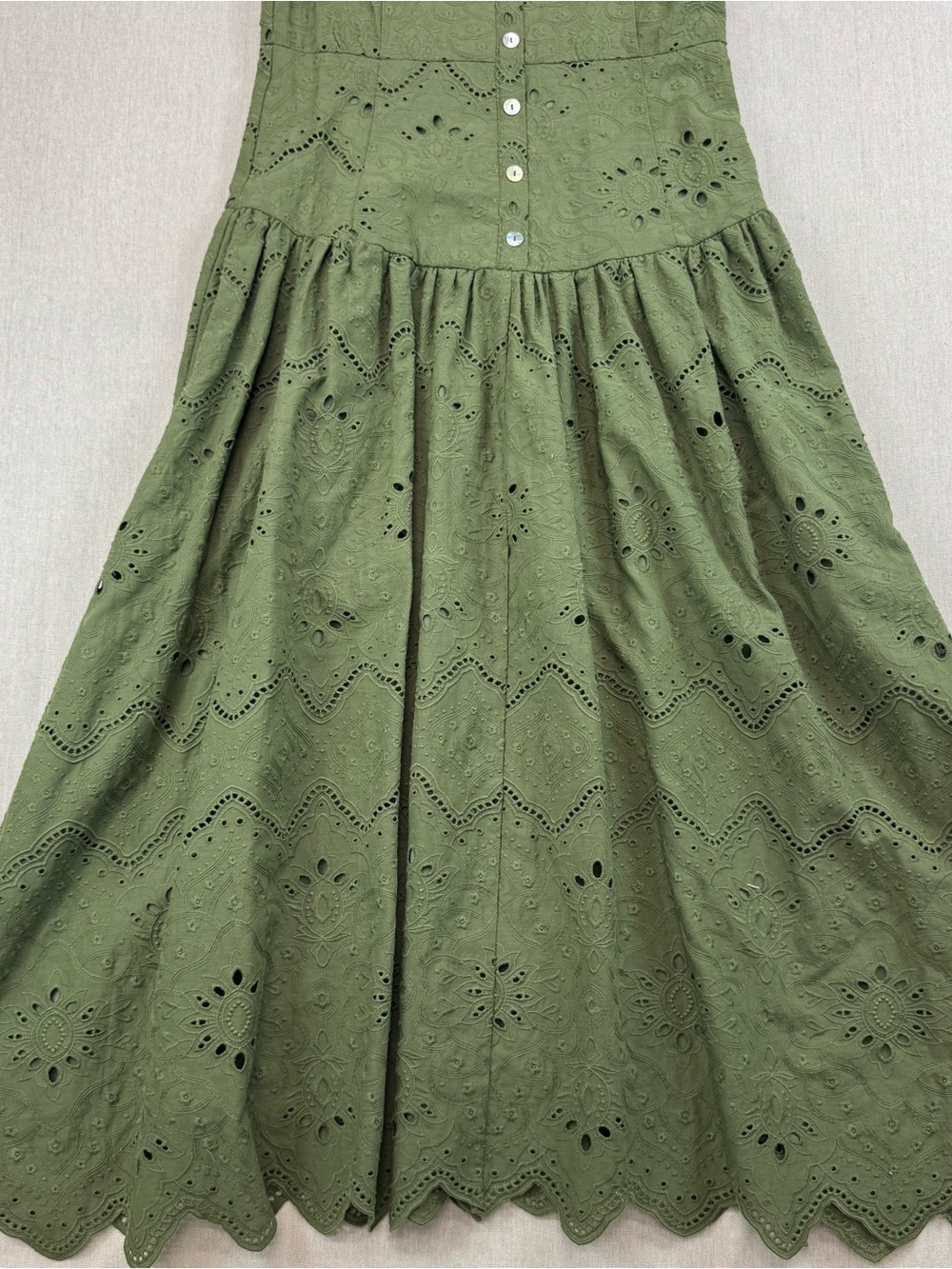House Of Harlow 1960 Drop Waist Eyelet Faux Button Front Dress Olive Green Sz 6 - Picture 3 of 14
